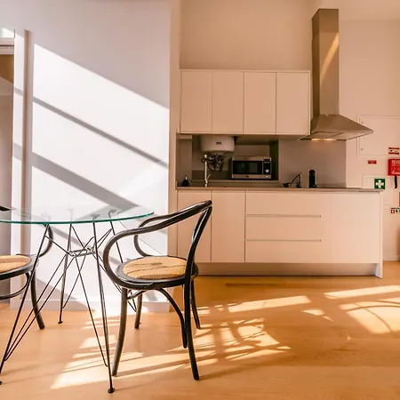 Апартаменты Fabrica 55 With Ac, View And Elevator