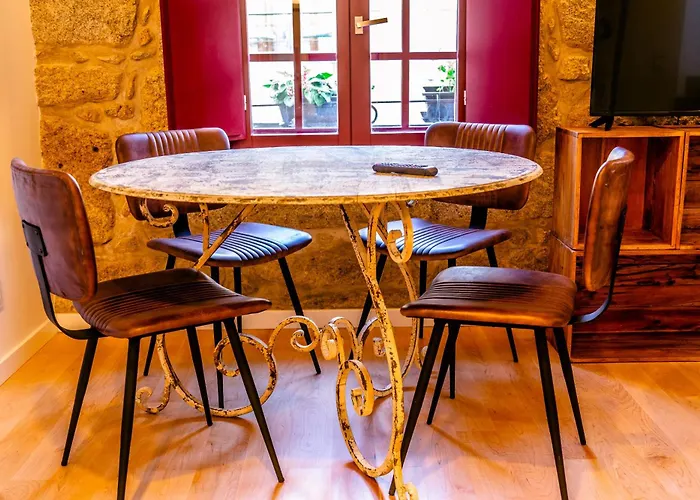 Fabrica 55 With Ac, View And Elevator * Porto