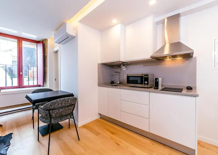 아파트 Fabrica 55 With Ac, View And Elevator 포르투