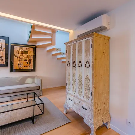 Fabrica 55 With Ac, View And Elevator * Porto