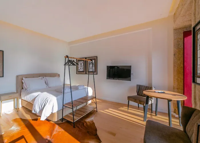 Fabrica 55 With Ac, View And Elevator Porto